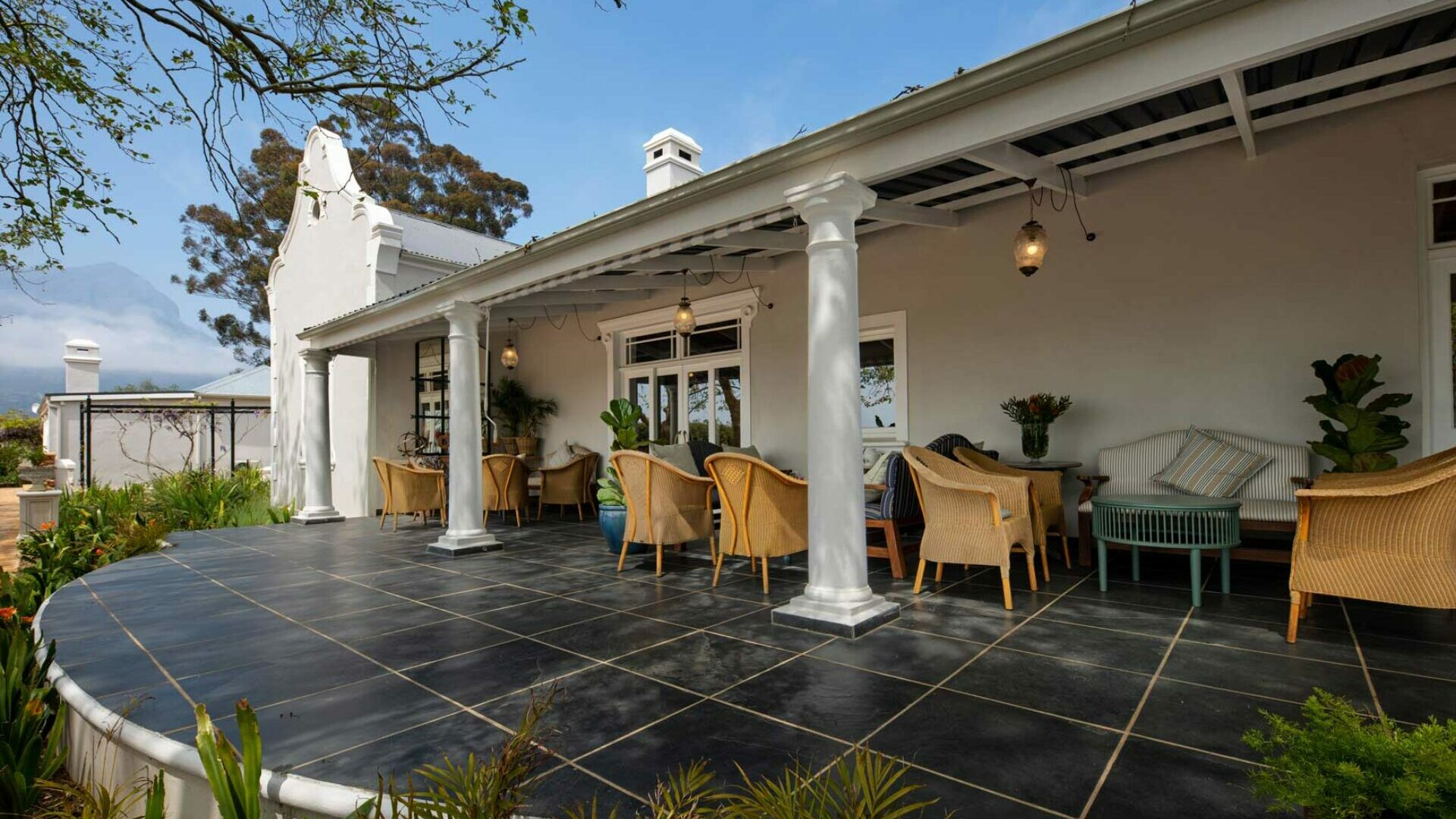 BANHOEK CORNER Luxury Guest House, Banhoek Valley